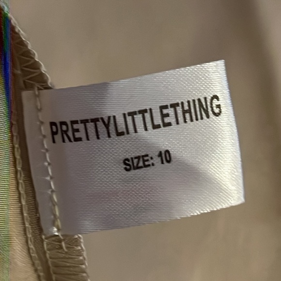 Pretty little Thing Sz 10 satin look cocktail backless dress - Picture 7 of 8